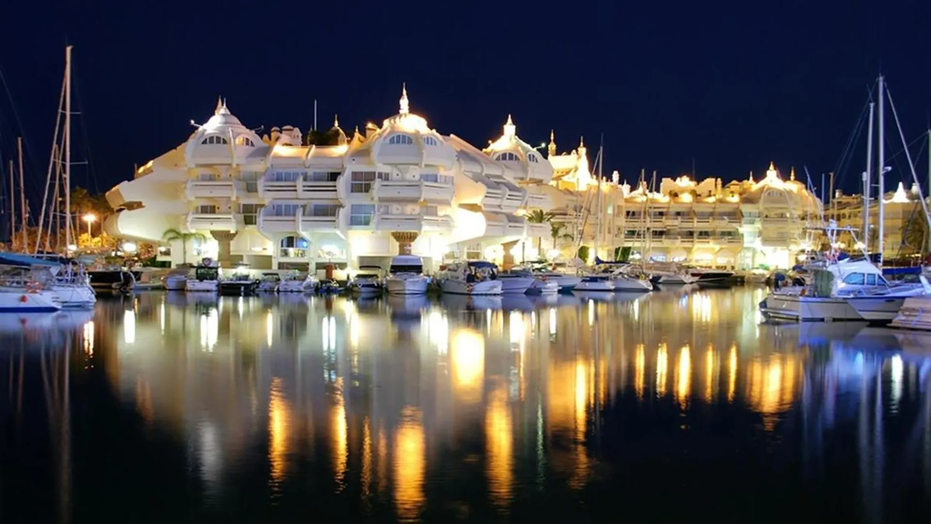 Apartamento Skysea Benalmadena Puerto Marina 0*,