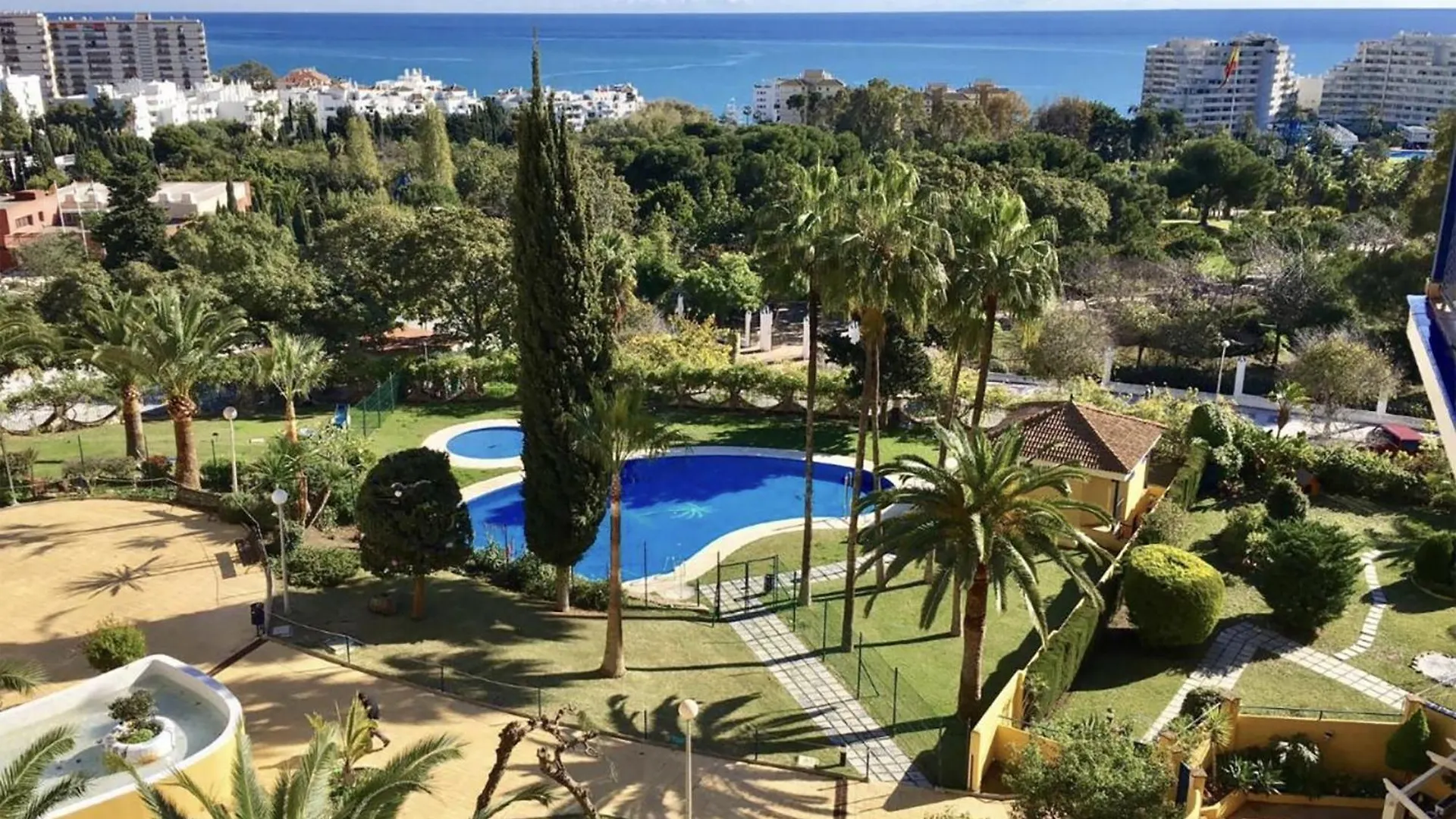 Apartamento Skysea Benalmadena Puerto Marina España